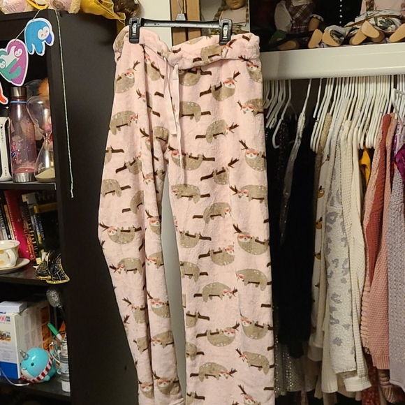 daydream Other - Womens sloth pajamas Large